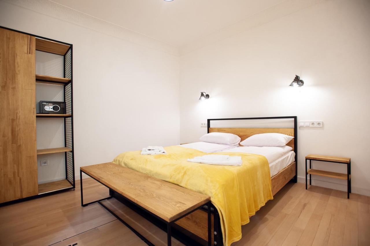 Neue Gasse Lviv apartments Extérieur photo